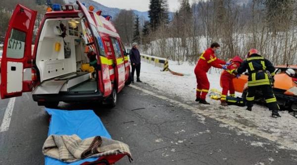 accident grav in brasov  trei masini implicate  patru victime