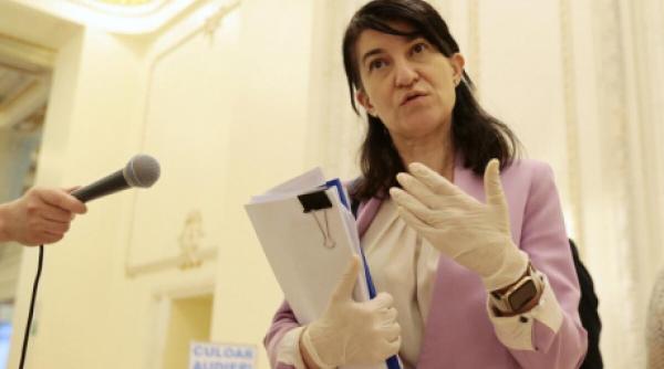 pensionarea la 70 de ani violeta alexandru a fost o cerinta din sistemul de invatamant