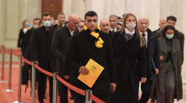 de ce aur nu poate egala prm bulai problema asta o aveau si ceilalti care au mai incercat nationalismul