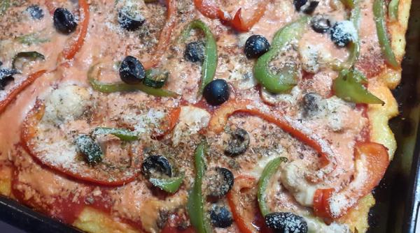 pizza cu blat de mamaliga reteta gust neasteptat de bun