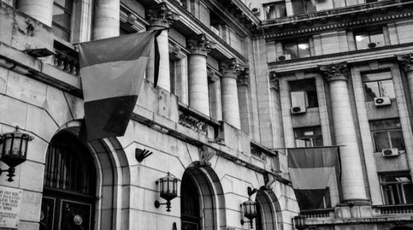 luare de ostatici onesti comisarul untaru situatia caracal in oglinda asta e efectul restructurarii m a i