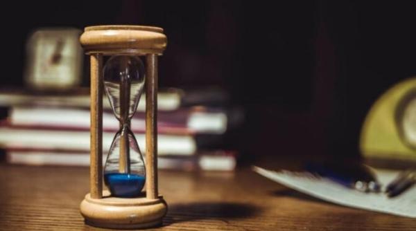 13 previziuni pentru 2035 vaccin masini speranta de viata boli bitcoin filme