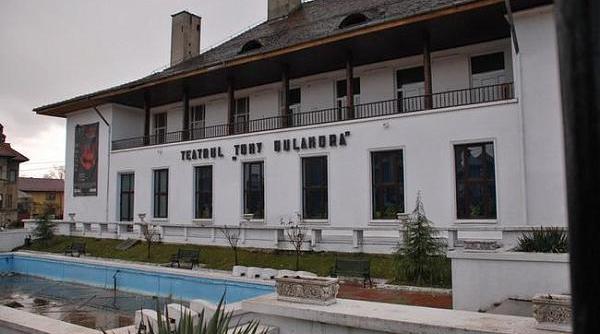 teatrul tony bulandra din targoviste isi suspenda activitatea