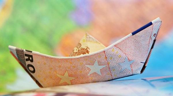 bnr anunta euro la un nou maxim istoric 5 martie