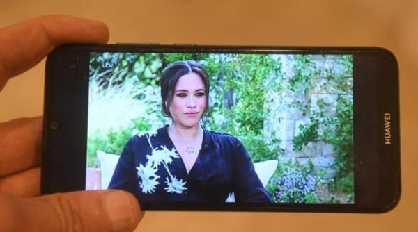 val valcu dupa ce meghan markle s a plans de familia regala la oprah abia astepta america