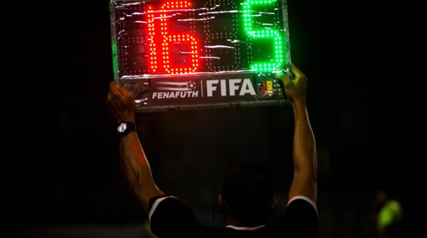 uefa decizie in cazul sebastian coltescu romanul poate arbitra in liga 1