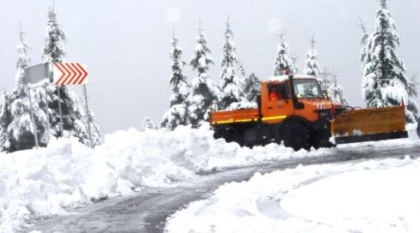 drum inchis catre cota 1400  la sinaia  din cauza vremii nefavorabile