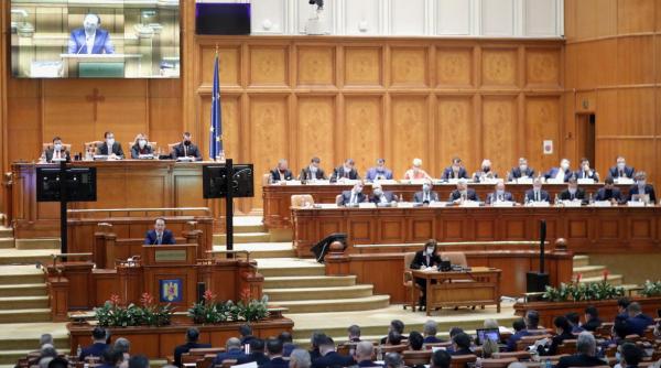 laura vicol dezamagita dupa sedinta pentru buget daca i auziti la microfonul plenului sunt cu psd in gura ei nu au vrut sa voteze pentru viata