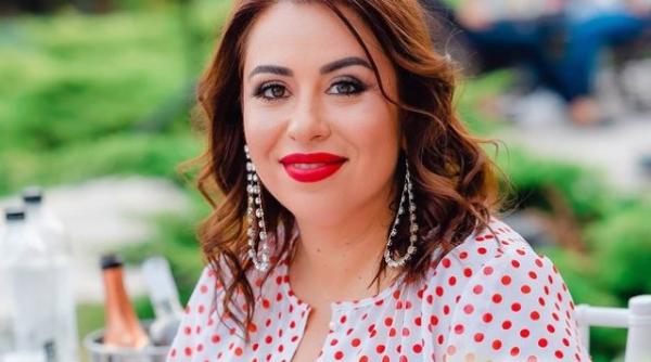 oana roman replica dupa ce a fost facuta agramata de ce face greseli gramaticale m am amuzat foarte tare