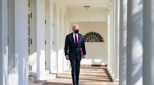 joe biden promite ca va ajuta restul lumii cu vaccinuri odata ce americanii sunt imunizati