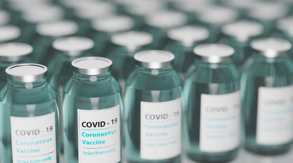 valcu da cartile pe fata cu vaccinarea din romania ideea a fost excelenta in franta a fost populism crancen