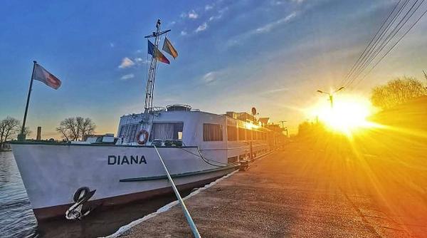 croaziera in delta dunarii o aventura ce poti face program complet atractii turistice excursii degustari de vinuri se ajunge pana in izmail ucraina