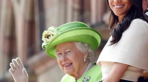 detaliul care a tradat o pe meghan markle in timpul interviului cu oprah gestul spune totul despre relatia cu regina elisabeta