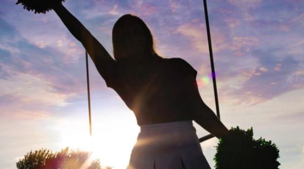 o mama le a facut probleme rivalelor fiicei sale prin fotografii si videoclipuri deepfake explicite