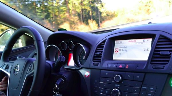 video un sofer uber apostrofat de doua cliente i au rupt masca si au tusit spre el