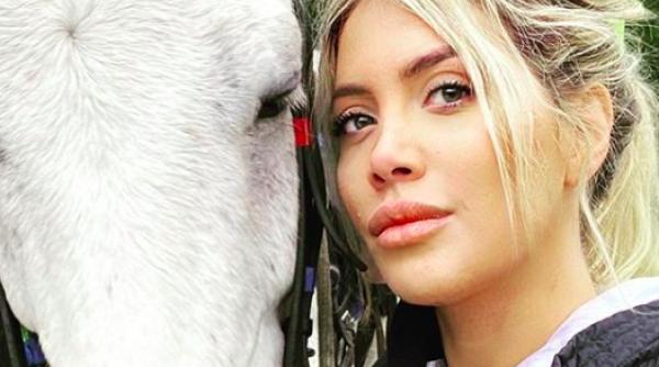 wanda nara virala pe instagram dupa ce s a filmat aproape goala