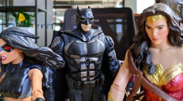 criticii de film apreciaza liga dreptatii varianta 2021 editata de zack snyder