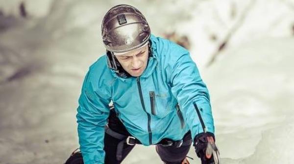 alpinistul horia colibasanu incepe a 17 a sa expeditie in himalaya video