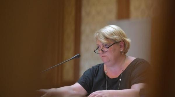 doina gradea tine cu dintii de tvr conflict in parlament imoral si ilegal florin roman arata durerea pnl liviu dragnea