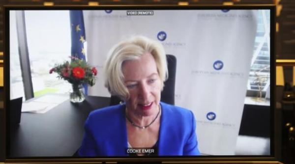 efect advers al opritii vaccinarii cu astrazeneca au fost 7 500 de persoane care au murit intr o singura zi saptamana trecuta