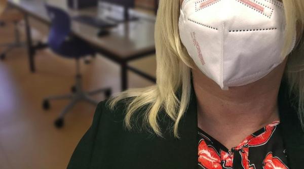 trei profesori demisi pentru ca n au purtat masca de protectie in austria