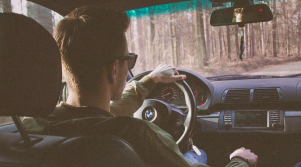 permis de conducere la 16 ani in romania titi aur anunta conditiile dar si masinile pe care ar trebui sa se faca scoala