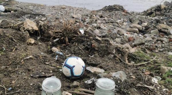 cele mai importante ape dulci din romania sunt poluate cu microplastic