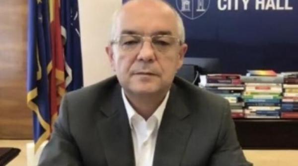 emil boc mai avem doua luni de foc avertisment despre carantina