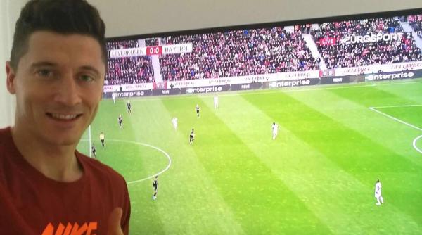 robert lewandowski a fost decorat cu ordinul polonia restituita in grad de comandor video foto