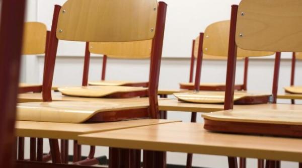 simulare examen bacalaureat cinci candidati eliminati