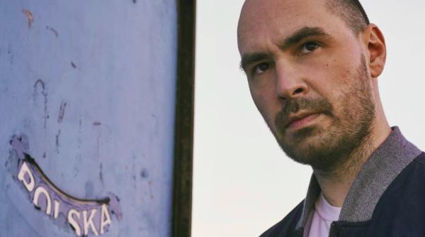 un scriitor din polonia poate fi inchis pentru ca l a jignit pe presedintele andrzej duda