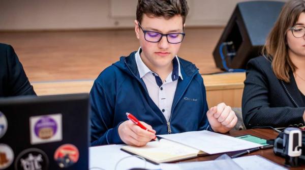 petitie pentru eliminarea vacantei prelungite de primavara cosmin andrei procesul educational va fi afectat