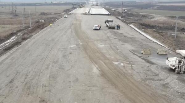stadiul lucrarii de pe lotul 2 al autostrazii a10 sebes turda de care depinde deschiderea circulatiei rutiere in 2021
