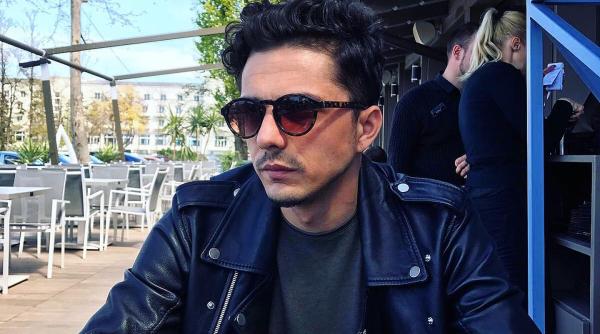 uddi prima imagine alaturi de iubita sa cum arata femeia cu care are un copil