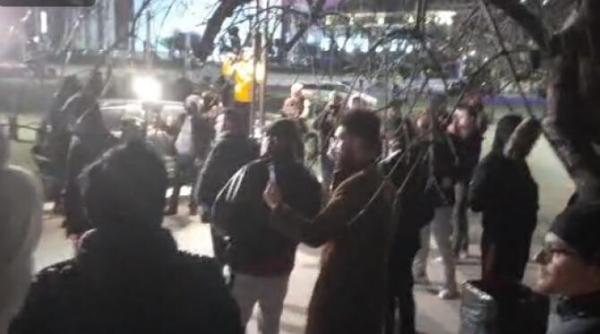 protest la miezul noptii in piata universitatii din bucuresti libertate