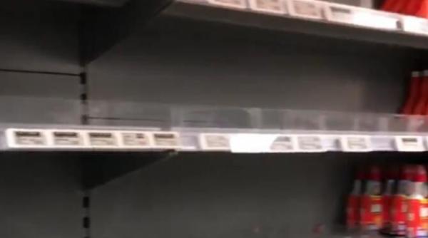 romanii au golit iar rafturile magazinelor imaginile momentului