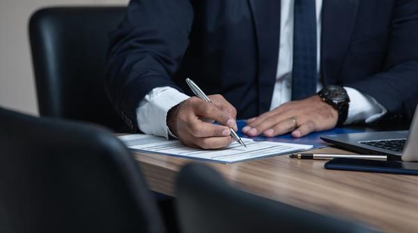 avocatul este plin de bani mit spulberat de un celebru avocat este gresit depinzi de client