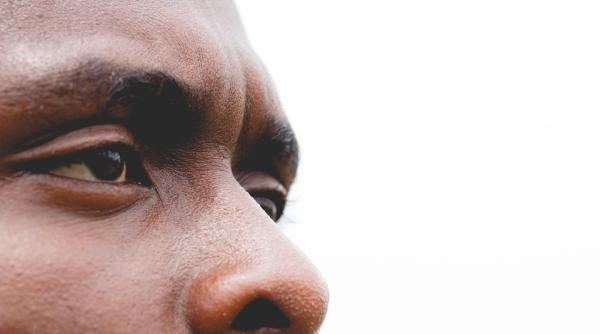 nigerian cu pasaport fals ce nationalitate pretindea ca are