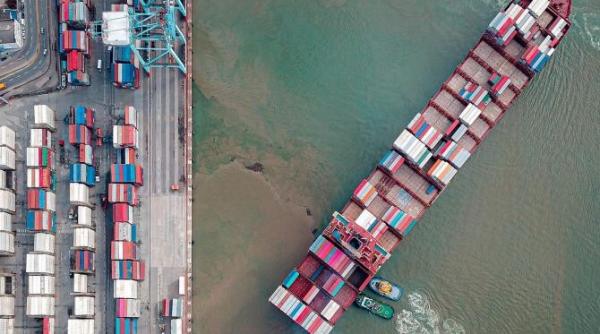 trafic reluat dar afectat pe canalul suez adrian mihalcioiu explica pentru cat timp