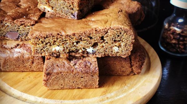 blondie reteta de negresa blonda prajitura delicioasa si usor de preparat