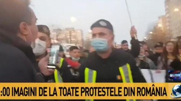 incident la protestul anti restrictii de la constanta un protestatar furios a vrut sa agreseze un jandarm