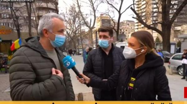 protestatar purtam masti ne vaccinam si suntem tot in restrictii eu chiar am avut covid