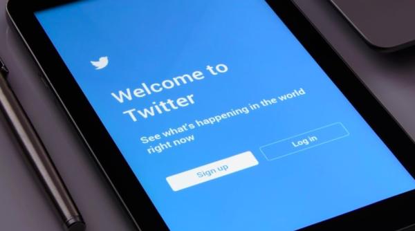 un mesaj accidental al agentiei responsabile de armele nucleare a bagat in sperieti americanii cine a scris l gmlxzssaw