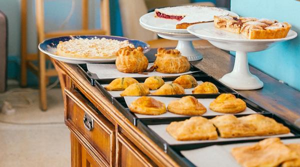 alevropita placinta greceasca cu feta reteta rapida