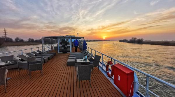 lovitura pentru turismul romanesc consiliul judetean tulcea s a retras din amdtdd