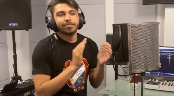 ciutacu i a dedicat lui chirieac melodia toate diamantele  a lui luis gabriel  in direct la romania tv   video