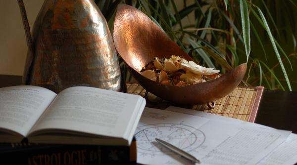 horoscop 1 aprilie balanta scorpion sagetator capricorn varsator pesti zi plina de cheltuieli pentru o zodie