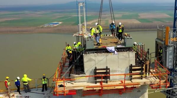 imagini senzationale cu podul peste dunare s a montat prima piesa de catre constructorul japonez video