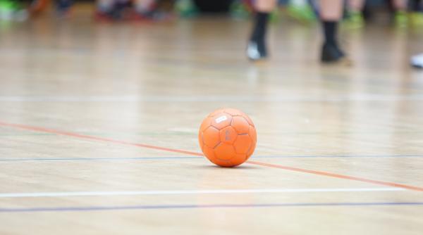 liga nationala de handbal feminin victorii pentru scm ramnicu valcea dunarea braila si rapid