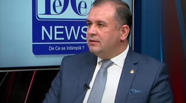 nicusor halici critici cu manta dupa ce andrei caramitru a jignit protestatarii tradatori de neam